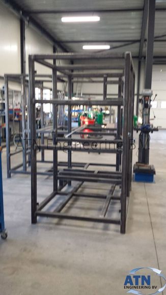 Frame for recycling refrigerator machines